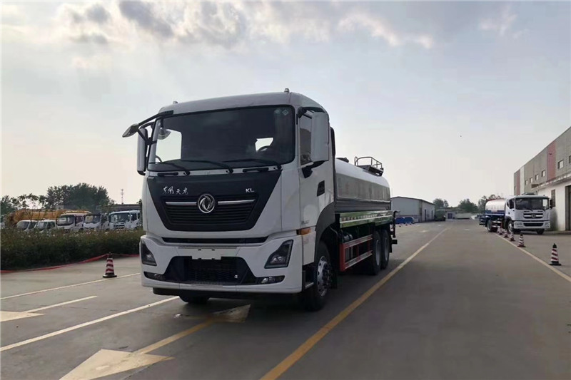 東風(fēng)天龍后八輪20噸噴霧車，國(guó)六綠化噴灑車